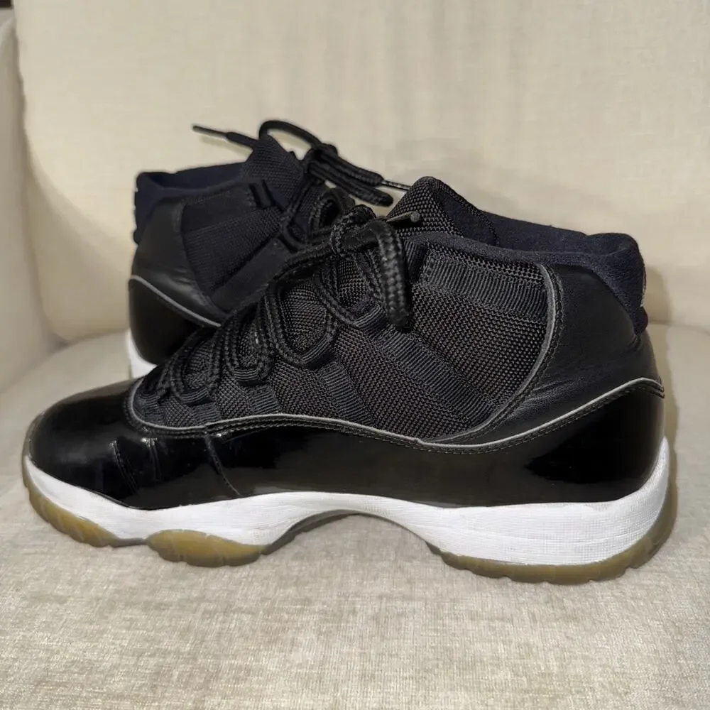 Size 9 - Air Jordan 11 Retro 2016 - Kickz Special Box Space Jam Damaged
